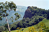 Nelle terre di Matilde - Sentiero da Rossena a Canossa. 